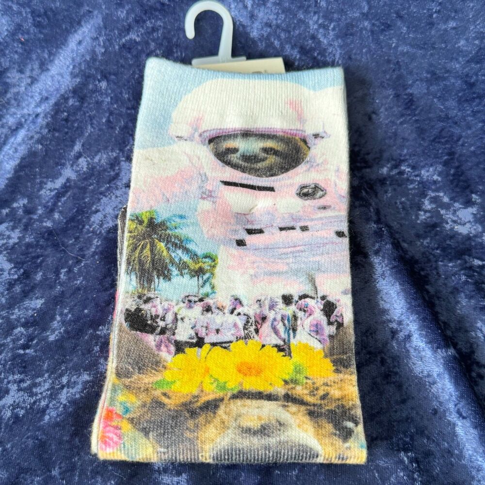 5/$25 Two Left Feet Hyper Real Sloth Astronaut Sunflower Crown Llama Socks NWT